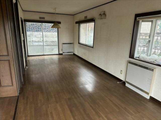 リビングダイニング