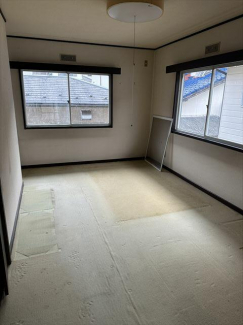 ２階洋室７．５帖