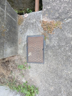 敷地内に上水道の引込有