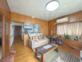 【居間・リビング】