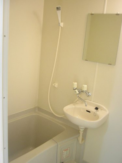 シャワー付きです