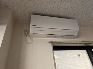 もちろんエアコン付きです♪