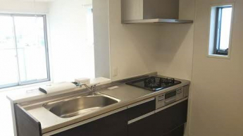 対面式カウンターキッチン！」3口ガスコンロのシステムキッチンです♪