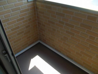 【バルコニー】