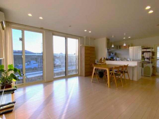 松山市平井町の中古一戸建ての画像