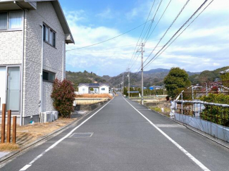松山市平井町の中古一戸建ての画像