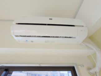 居室にエアコン