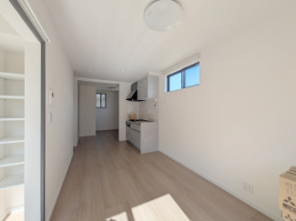 【居間・リビング】