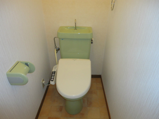 温水洗浄便座付きで快適です☆