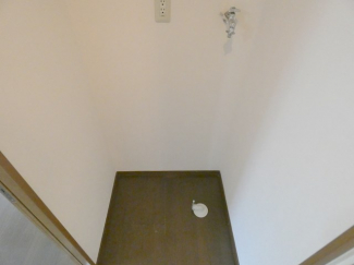 室内洗濯機置き場があります。