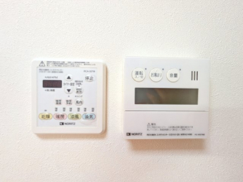 浴室暖房乾燥機付きです。