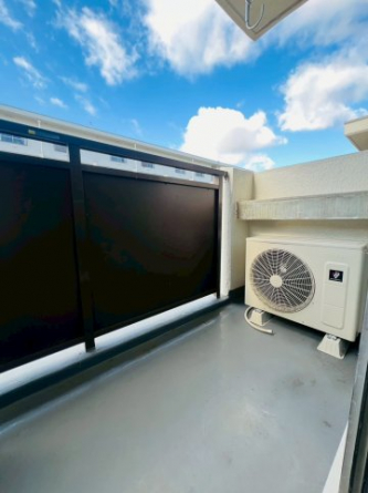 【バルコニー】