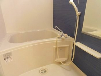 日々の疲れを癒すお風呂付です