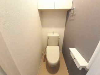 ゆったりとした空間のトイレです