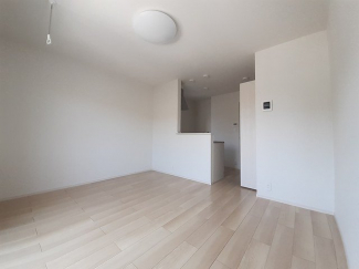 こちらの居間で趣味の時間をお楽しみください