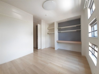 たっぷりとした収納スペースです