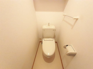 落ち着いたトイレです
