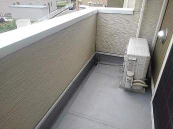 陽当たり良好なバルコニーです