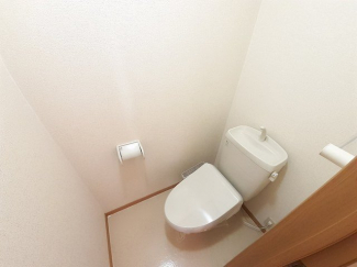 清潔感のあるトイレです