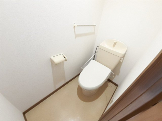 清潔感のあるトイレです