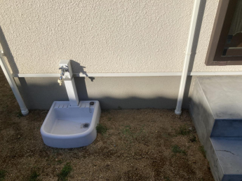 スムスストック西条市小松町新屋敷の画像