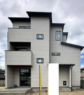 松山市空港通６丁目の中古一戸建ての画像