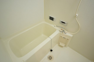 地デジ対応テレビ付。