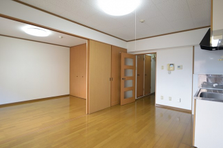 【居間・リビング】