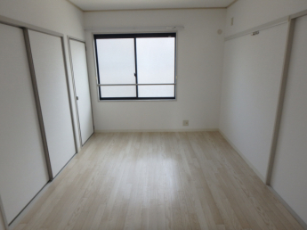 ６帖の洋室