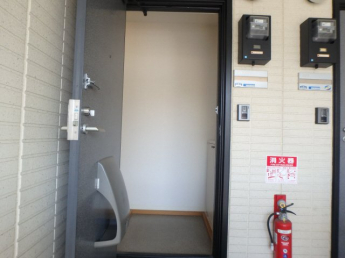 玄関から室内が見えにくいので安心