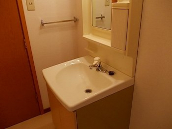 コンパクトで使いやすい洗面所