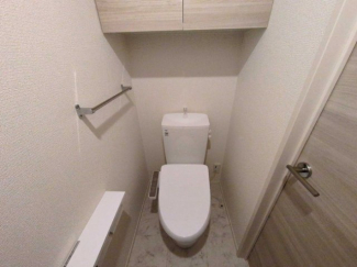 ゆったりとした空間のトイレです