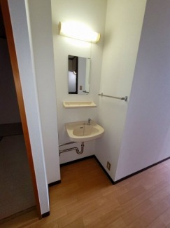 【独立洗面所】