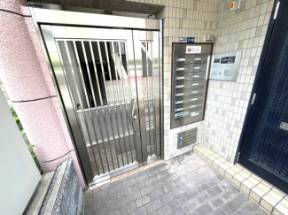 【エントランス】