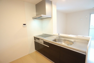 コンパクトなキッチンで掃除もラクラク