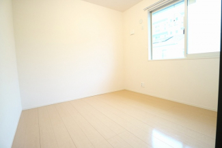 ゆったり過ごせるリビングです