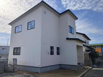 建物正面（北側）　完成待ち