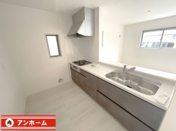 キッチンでお料理をお楽しみください