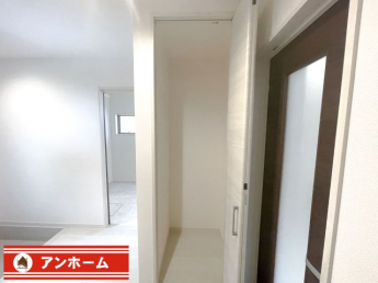 ゆったりとした玄関です