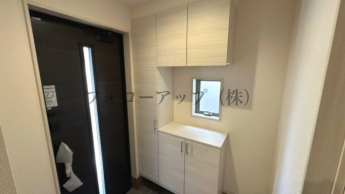 毎日通る玄関はこちらです