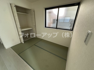 和室ならではの温かな和の空間で寛ぎの時間を過ごせます