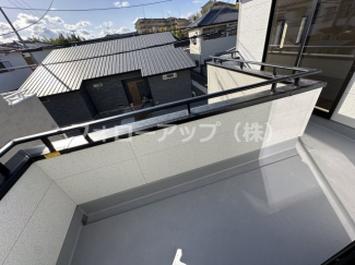 バルコニーがあります