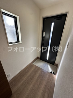 シンプルで使いやすい玄関です