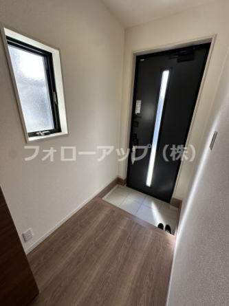 シンプルで使いやすい玄関です