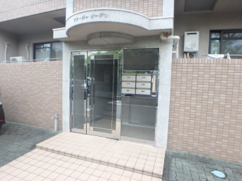 エントランスです