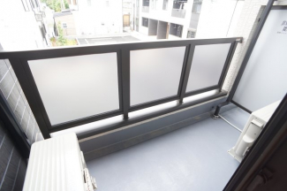 【バルコニー】