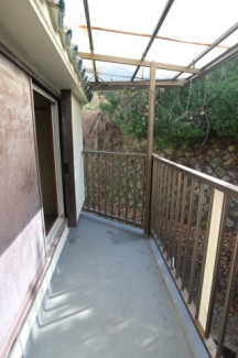 【バルコニー】