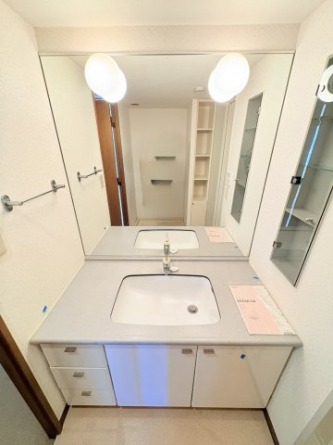 【独立洗面台】