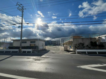 松山市余土中学校まで1200m