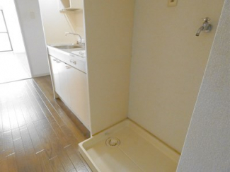 ★洗濯機置場は室内になります